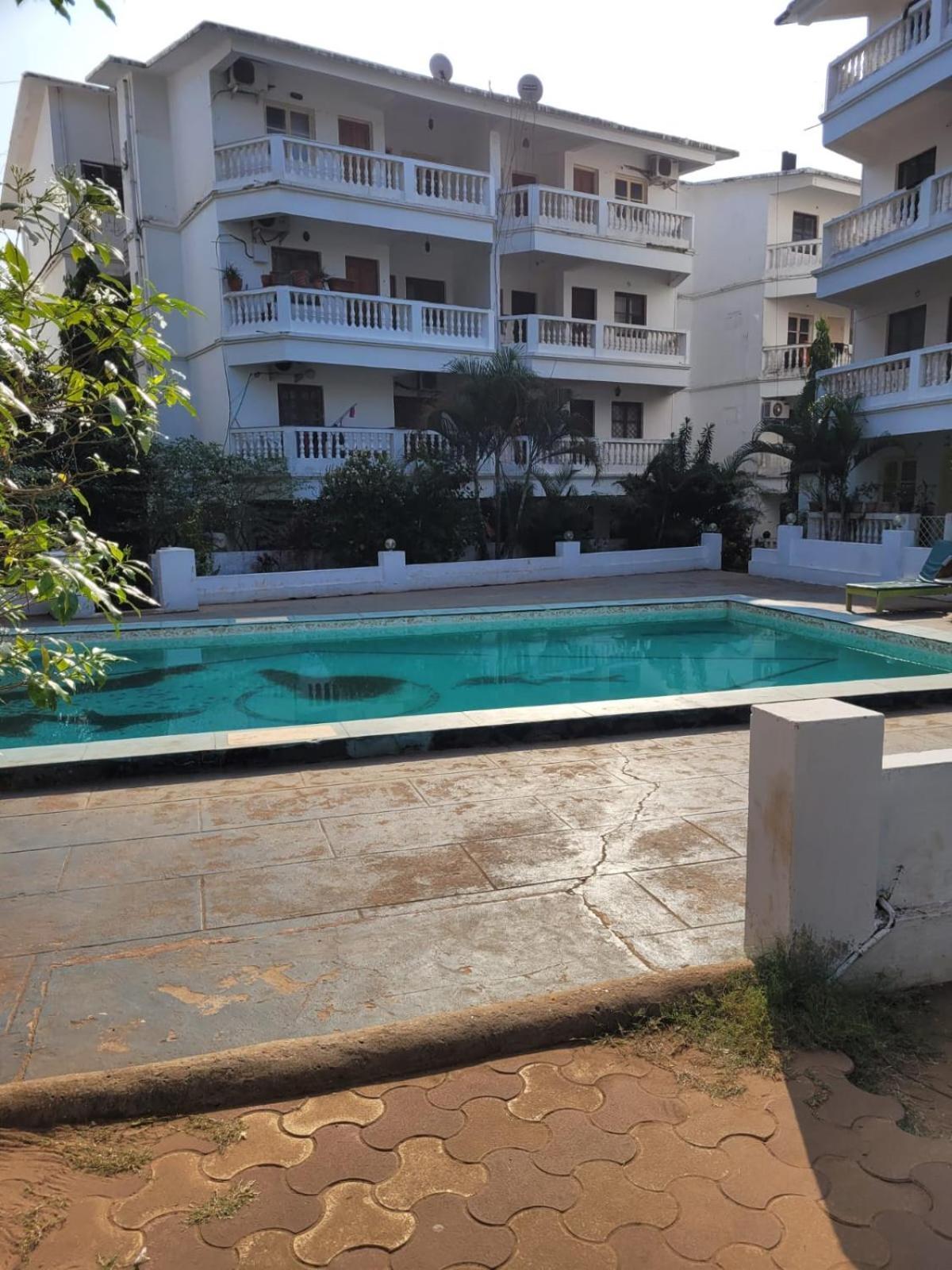 Comfortable 1Bhk Resort Aptmt With Pool At Candolim For 4 Ppl Sinquerim Extérieur photo